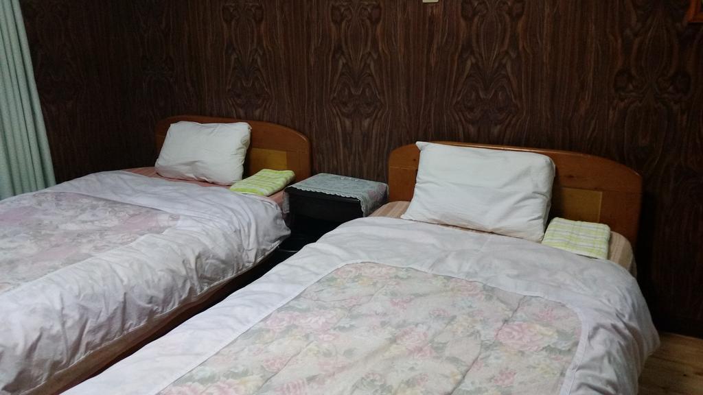 Hotel Minshuku Toshi Yakushima  Zewnętrze zdjęcie